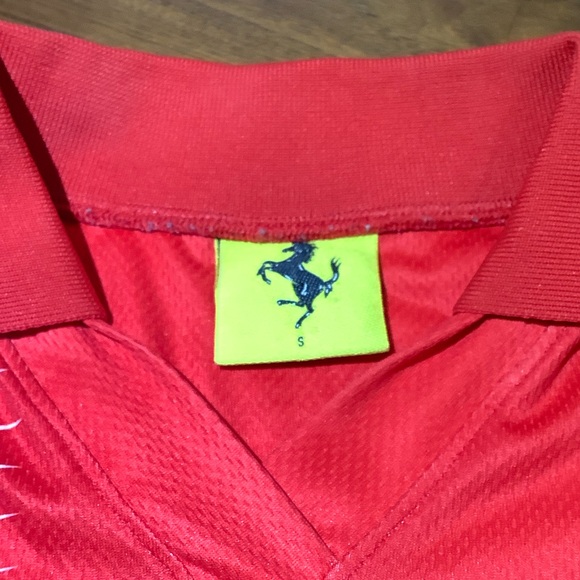 Ferrari Red Jersey with Iconic Logo - Picture 3 of 10